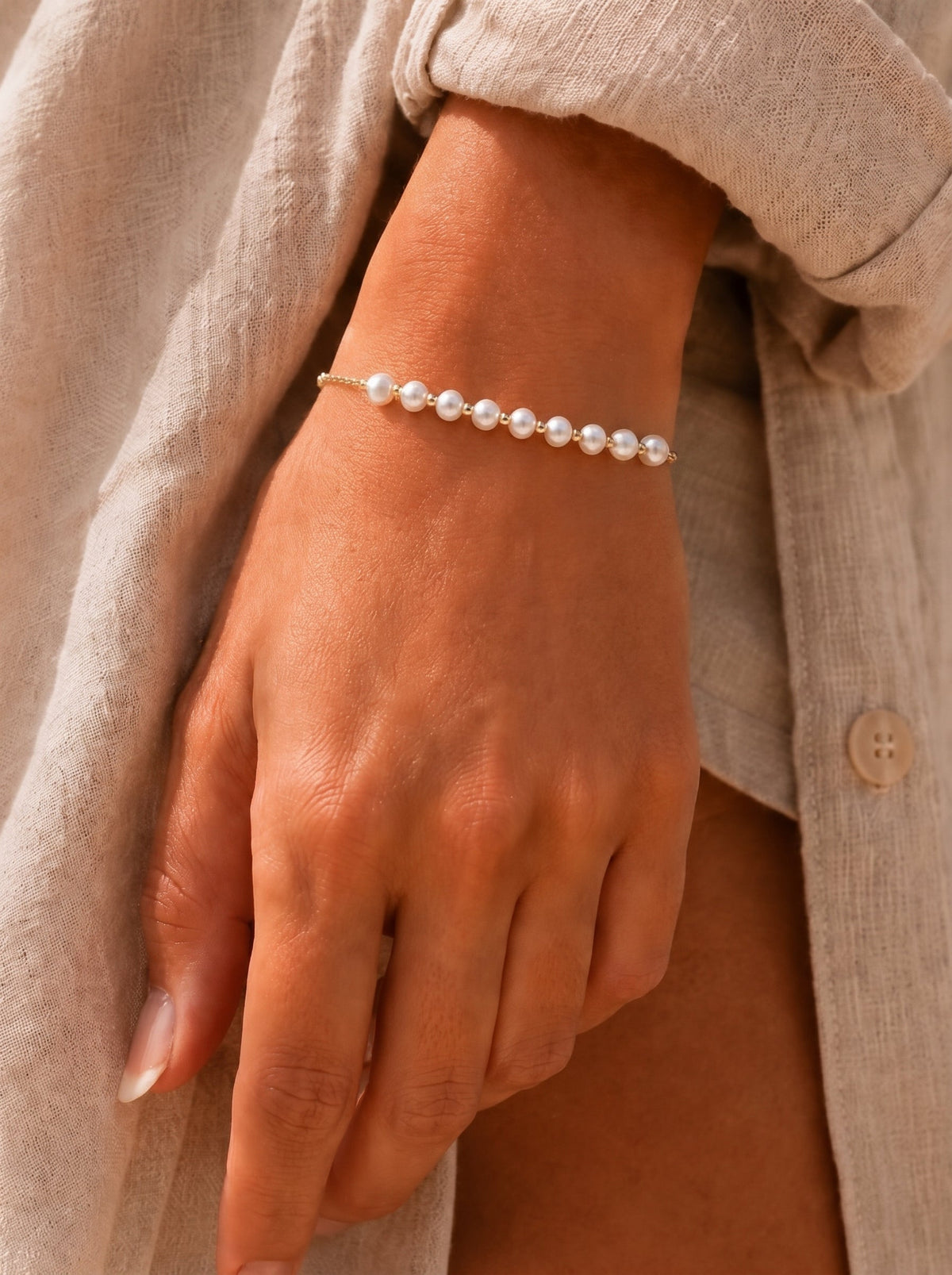 Bracelet Sweet Lily | Perles d'Eau Douce & Chaîne Dorée – Univers Parisienne chic