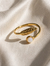 Bague Nature | Feuille Dorée & Pierre Opale – Univers Végétale