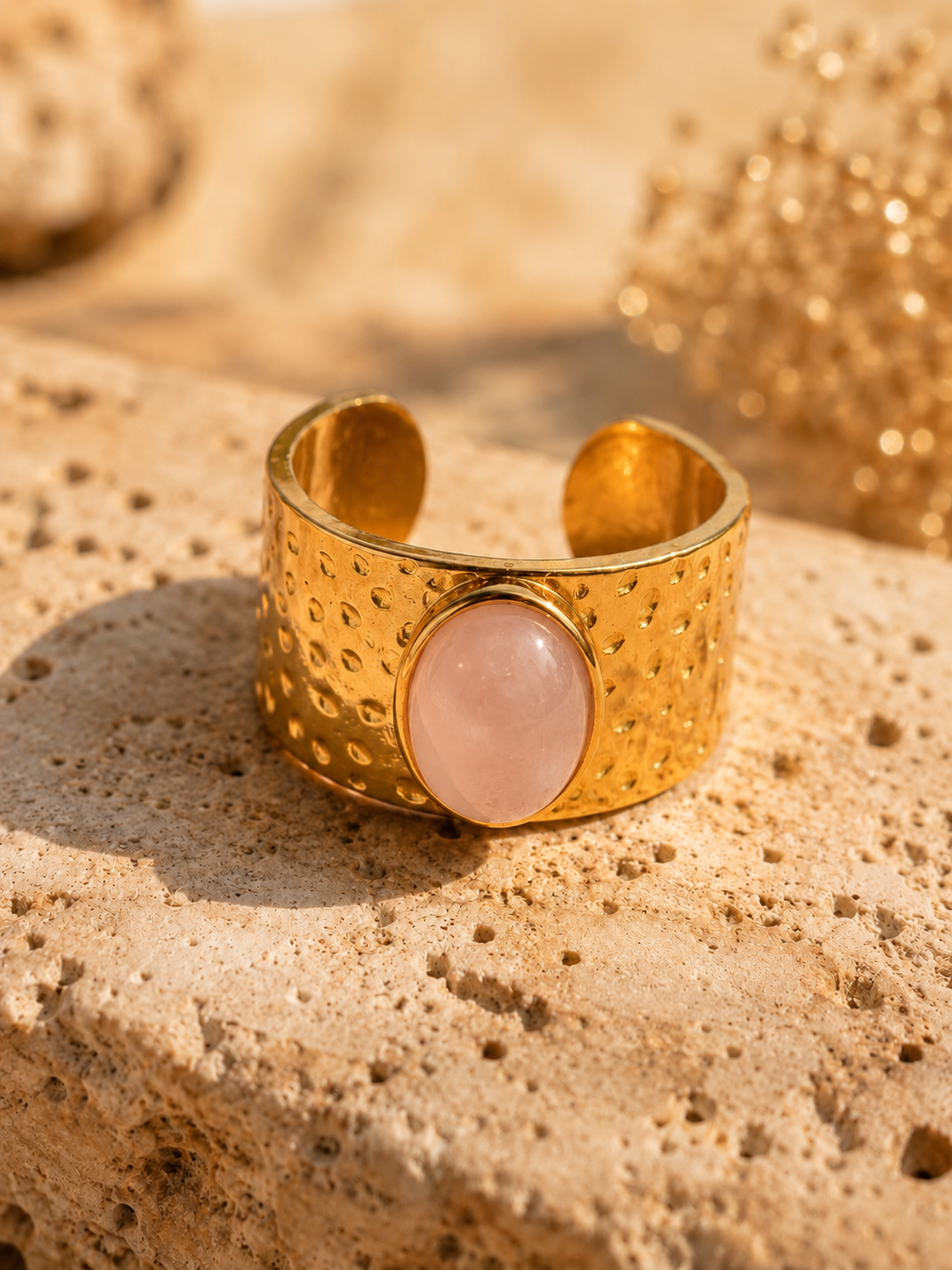 Bague MINERA — Pierre Naturelle & Or 24k Martelé | Univers Terre