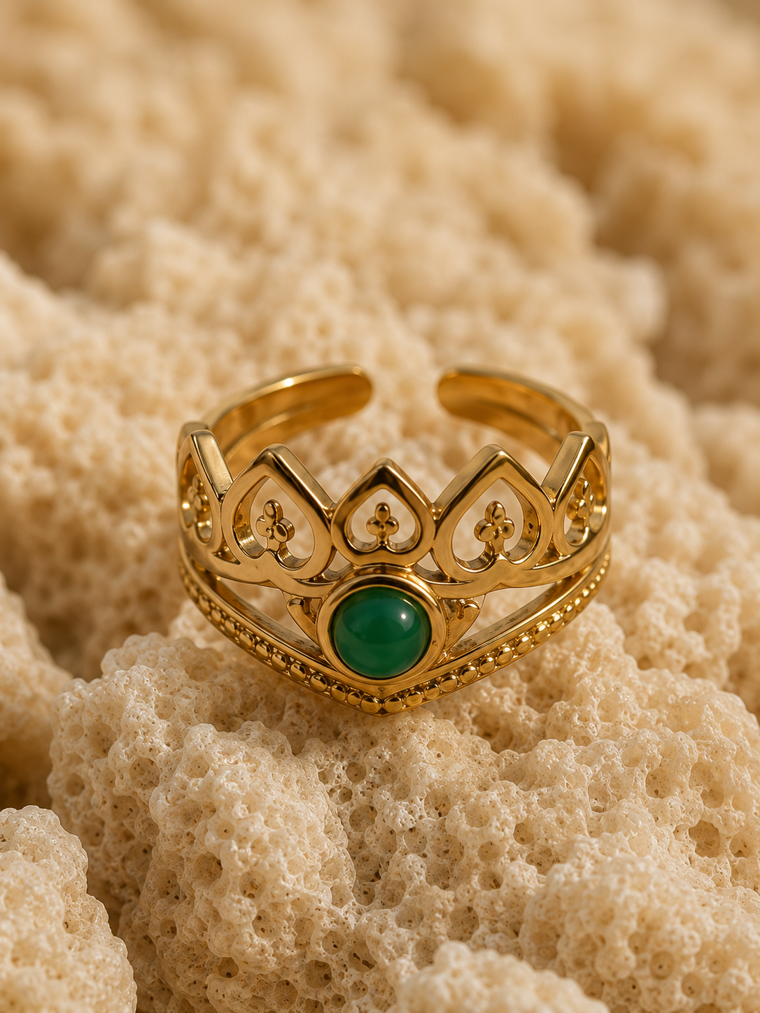 Bague DAUPHINE — Jade Vert & Couronne Dorée 24k | Parisienne Chic