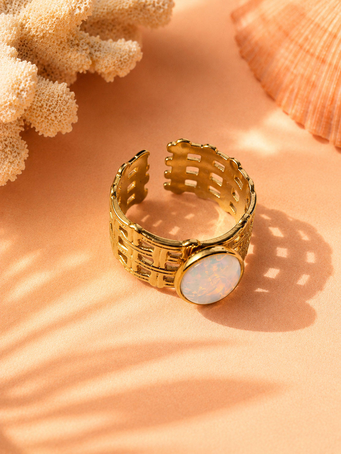Bague AURÉLIA — Opale & Or 24k | Univers Aquatique