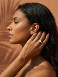 Bague Lumina | Nacre Naturelle & Acier Doré 24K – Univers Aquatique