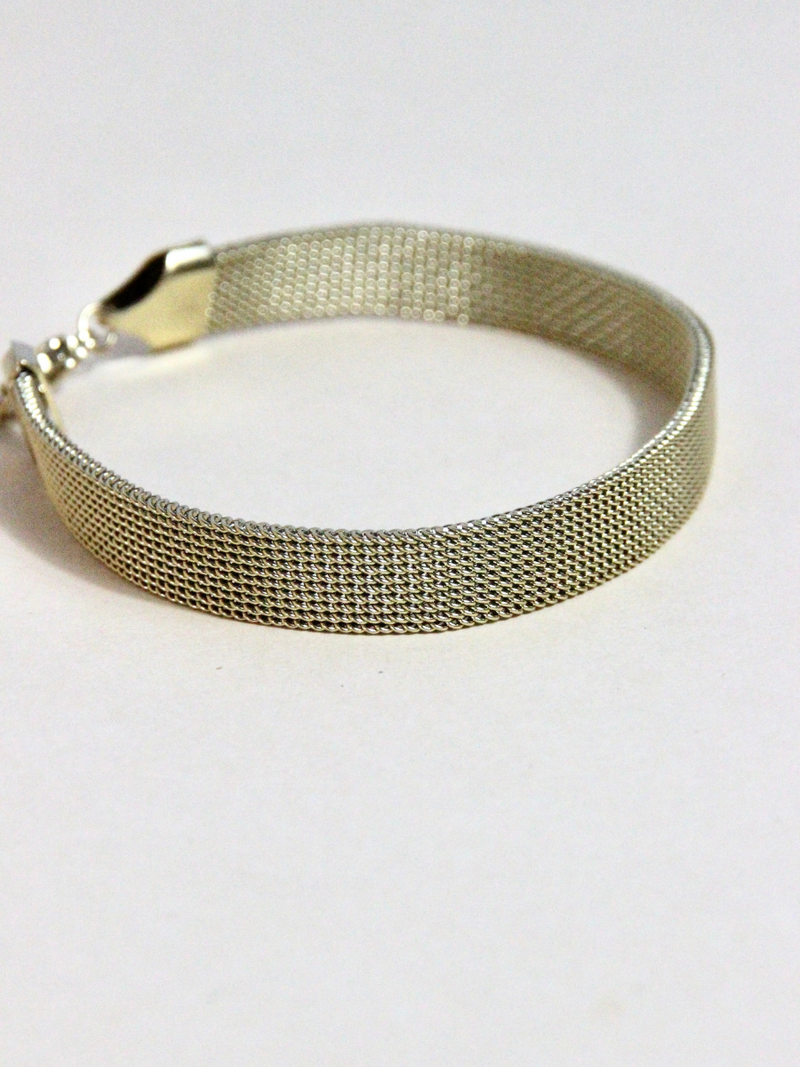 Isla bracelet - large gold mesh in stainless steel