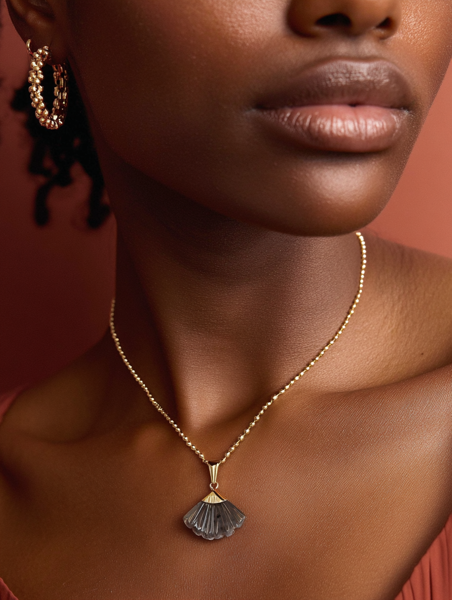 Collier CANDACE – PIERRE SCULPTÉE SEMI-PRÉCIEUSE