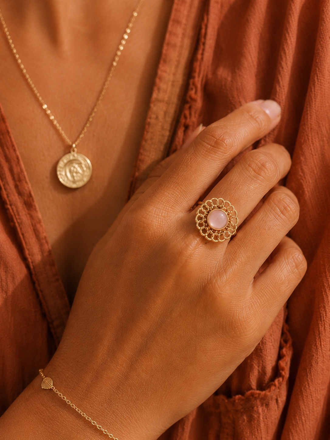 Bague FLORALE — Quartz Rose & Or 24k | Univers Féminin