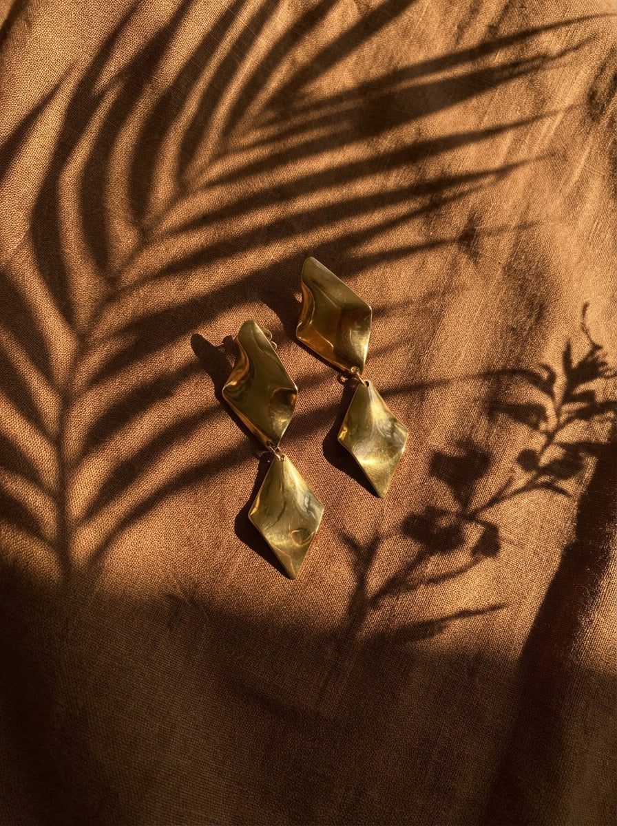 LADY PARIS – Boucles d'oreilles Losange Oversized Déstructurées
