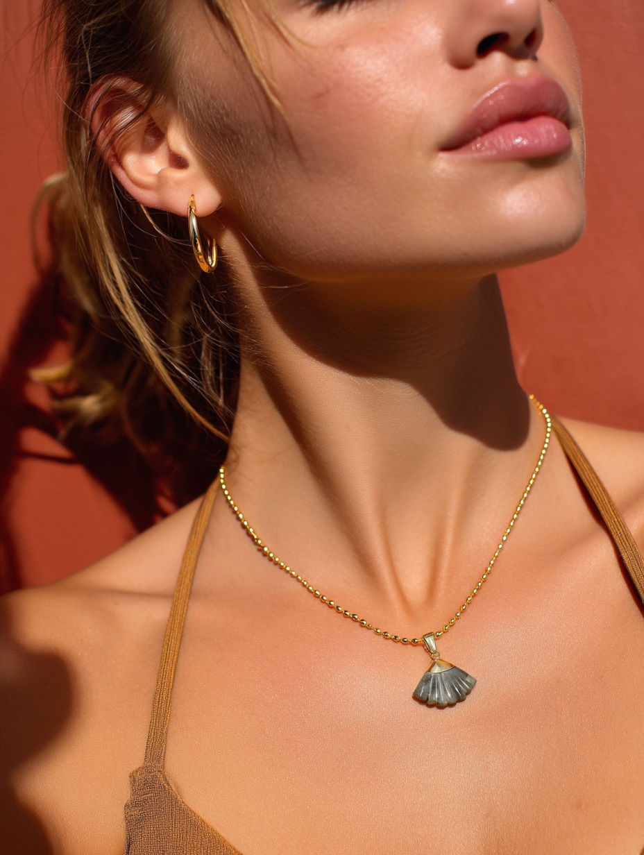 Collier CANDACE – PIERRE SCULPTÉE SEMI-PRÉCIEUSE