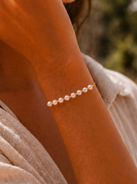 Bracelet Sweet Lily | Perles d'Eau Douce & Chaîne Dorée – Univers Parisienne chic
