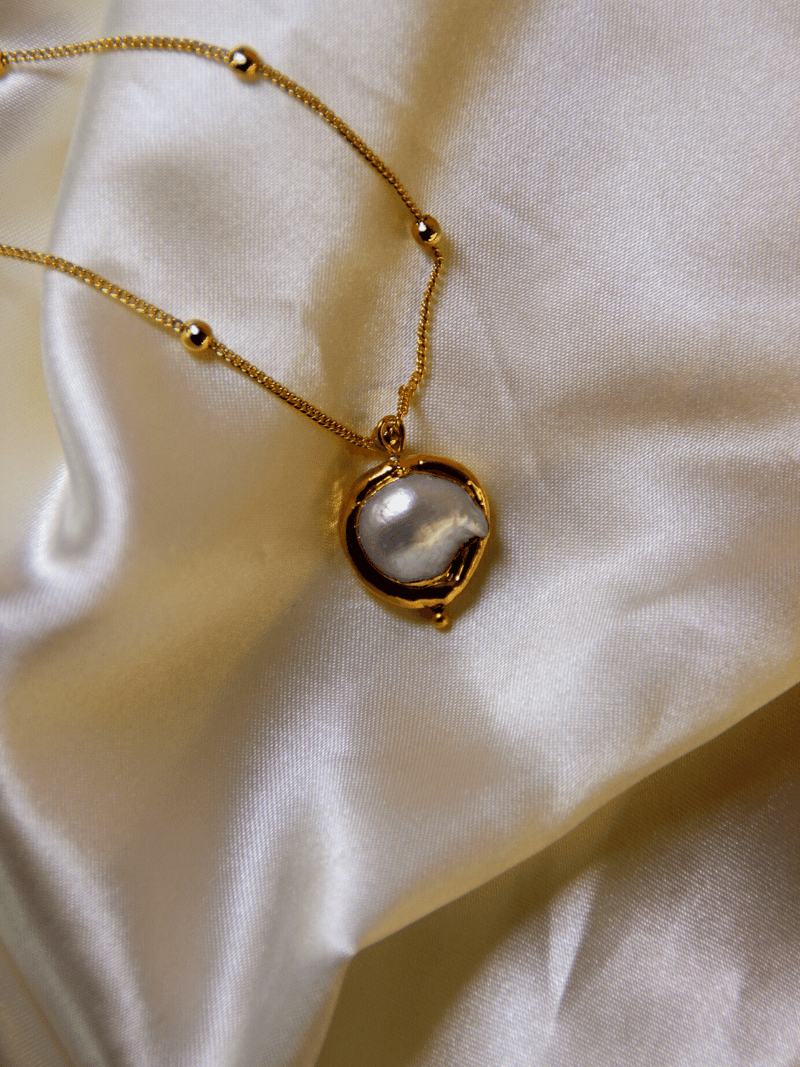 collier baroque pendentif perle d'eau douce vintage