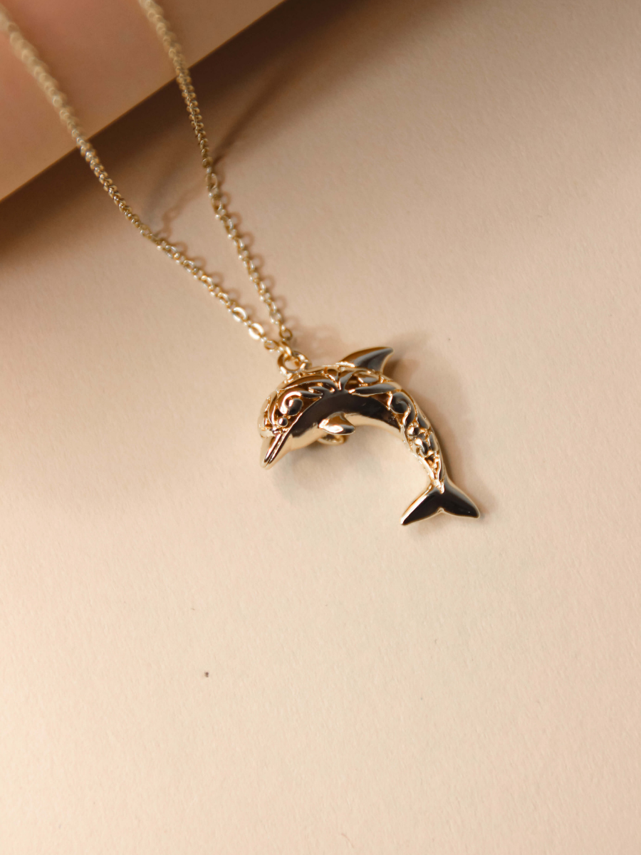 collier pendentif dauphin or fin